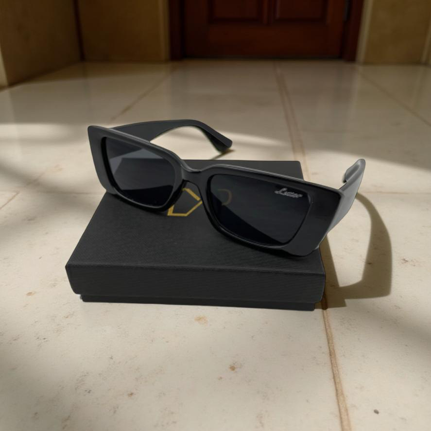 CHINO, Black or Tortoise