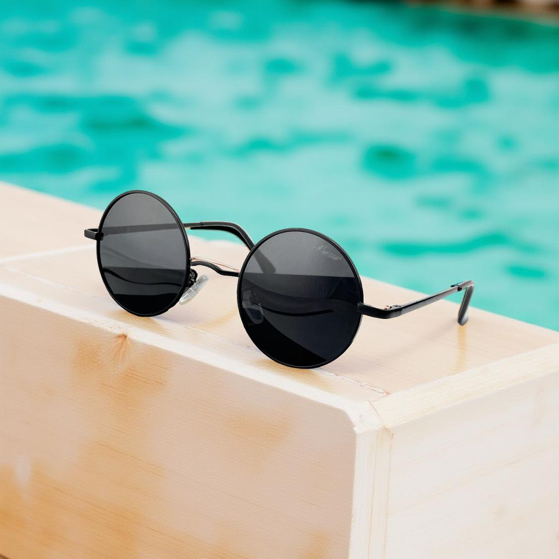 CIRCA, Black on Black