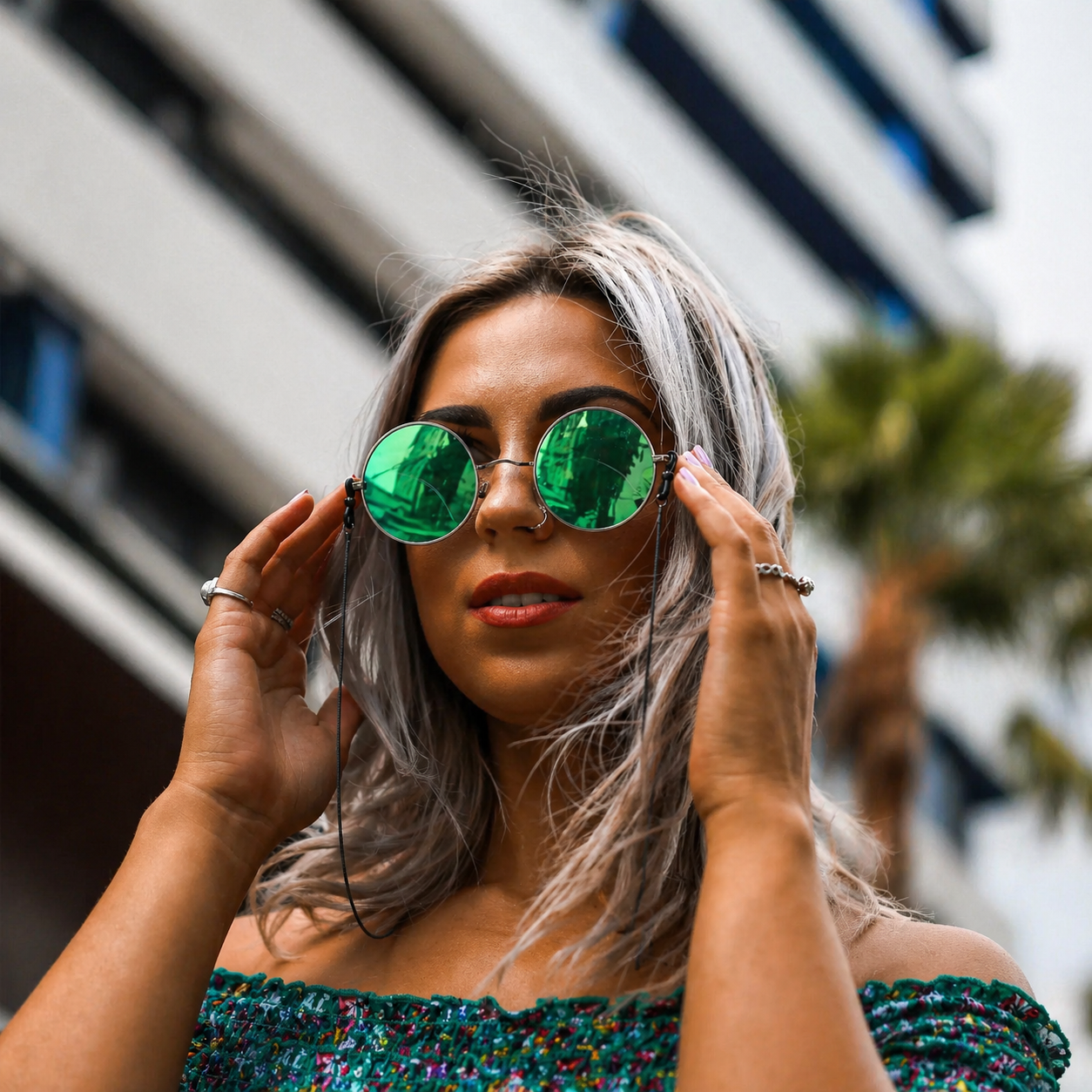 CIRCA, Green and Silver