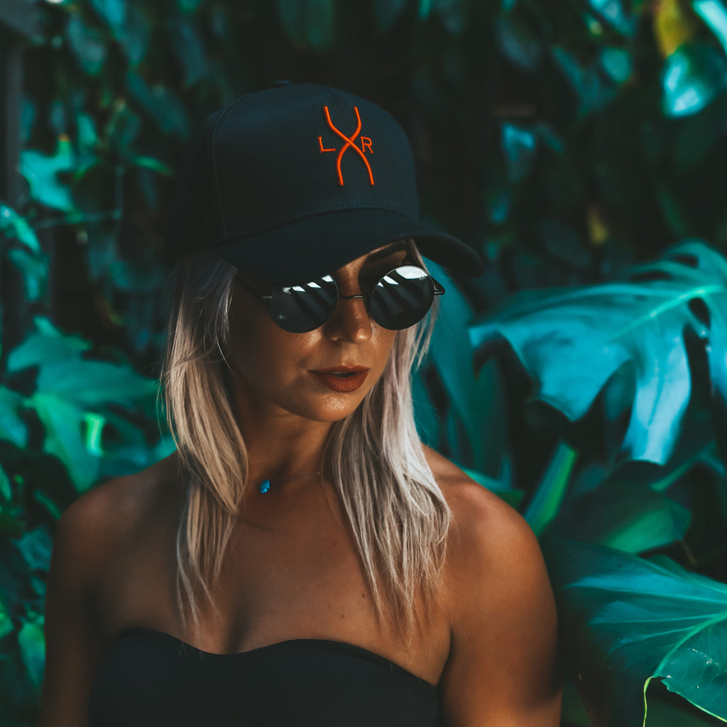 CIRCA, Black on Black