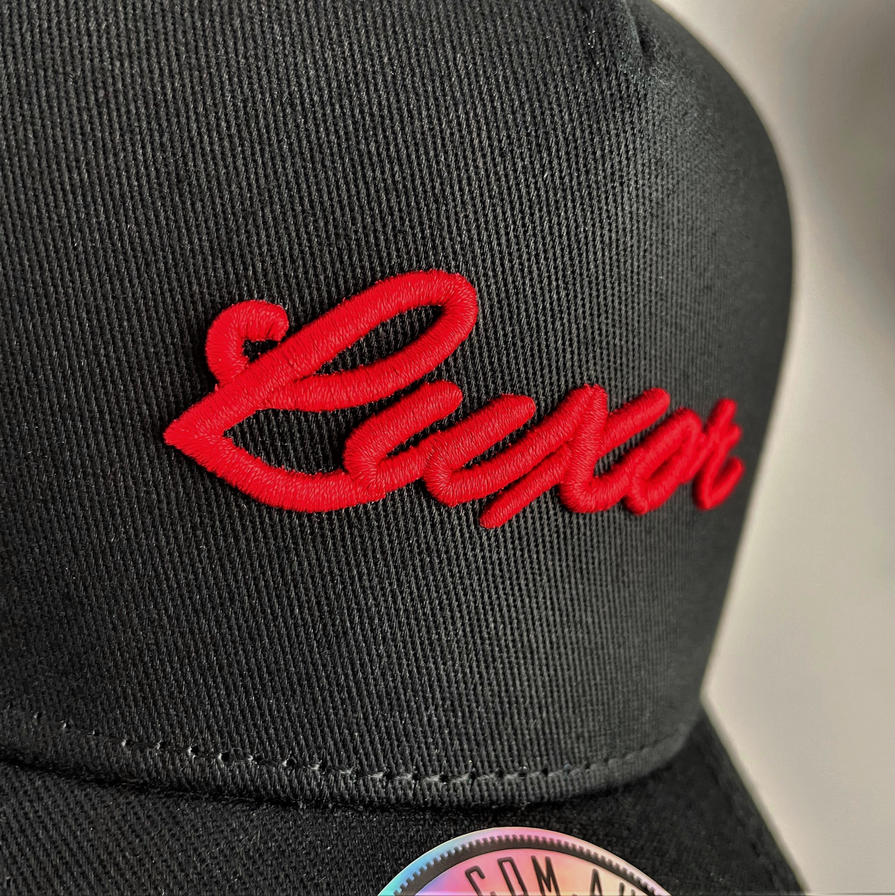 THRIVE A-frame, Black & Red